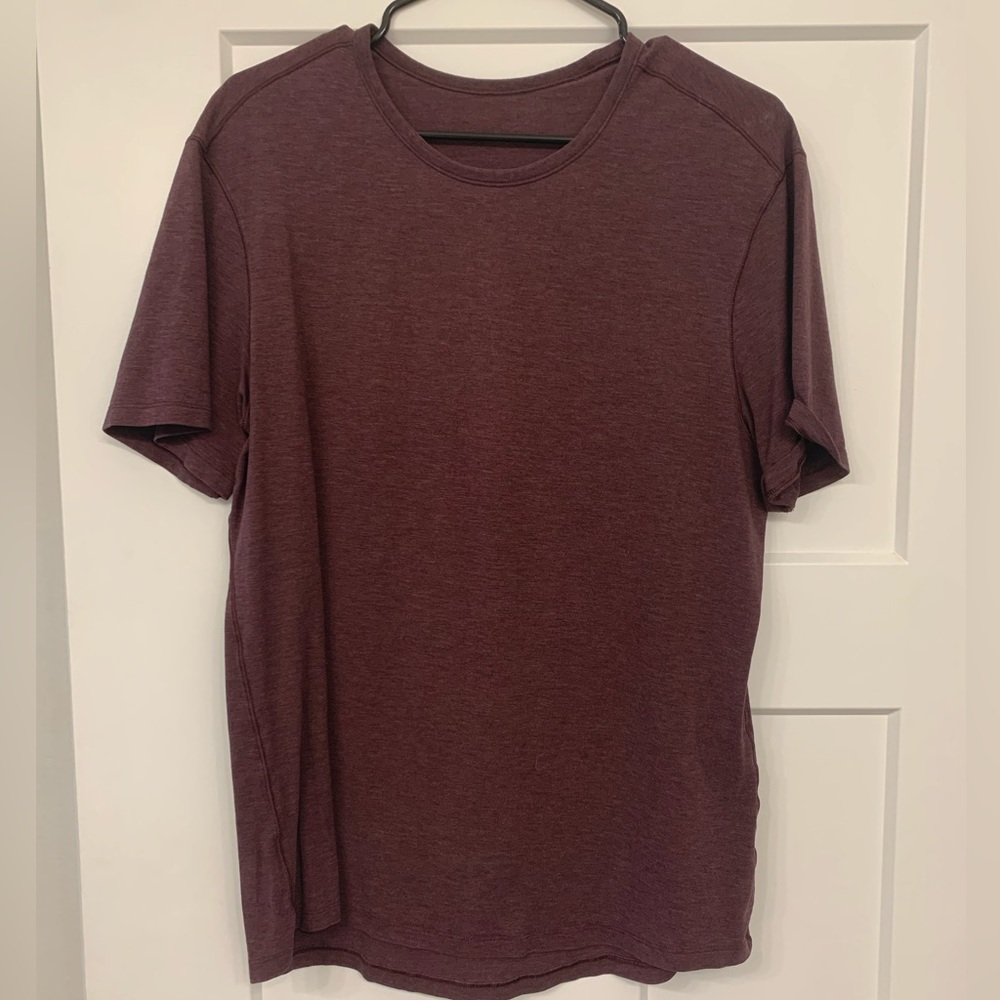 Lululemon T-Shirt
